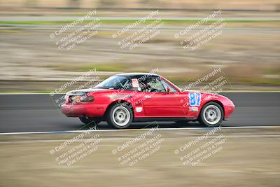 media/Jan-26-2025-CalClub SCCA (Sun) [[cfcea7df88]]/Group 4/Race/